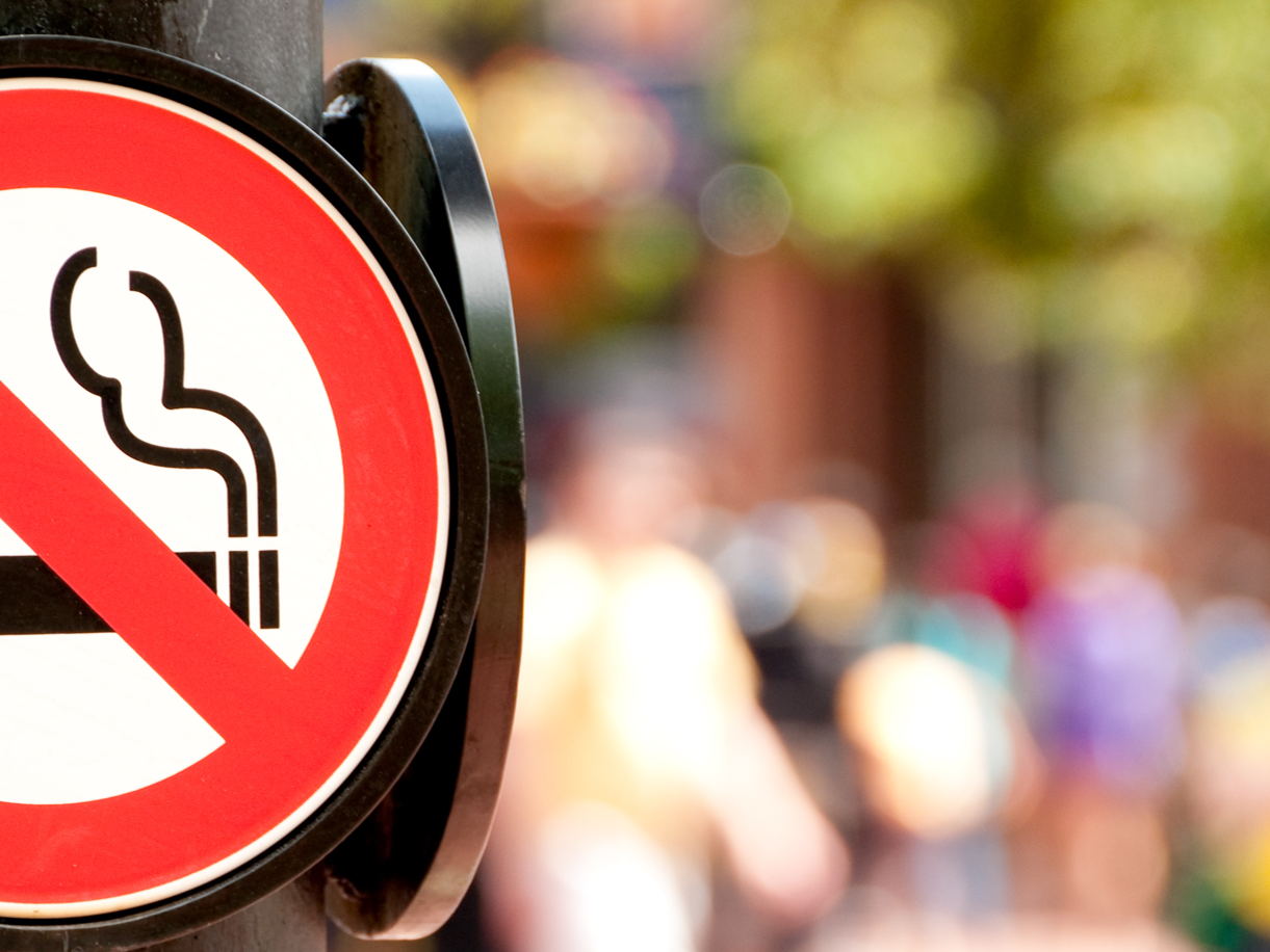 Kom op tegen Kanker verwelkomt wetswijziging waardoor álle Belgische treinperrons rookvrij worden