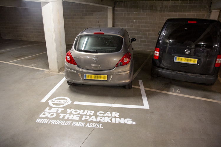 Let your car do the parking (Visual 3)