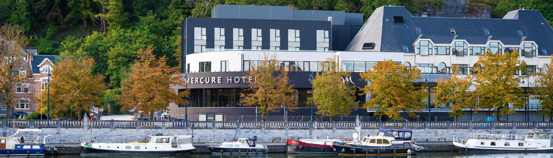 Vernieuwd historisch Circus Casino Resort van Namen architecturale eyecatcher