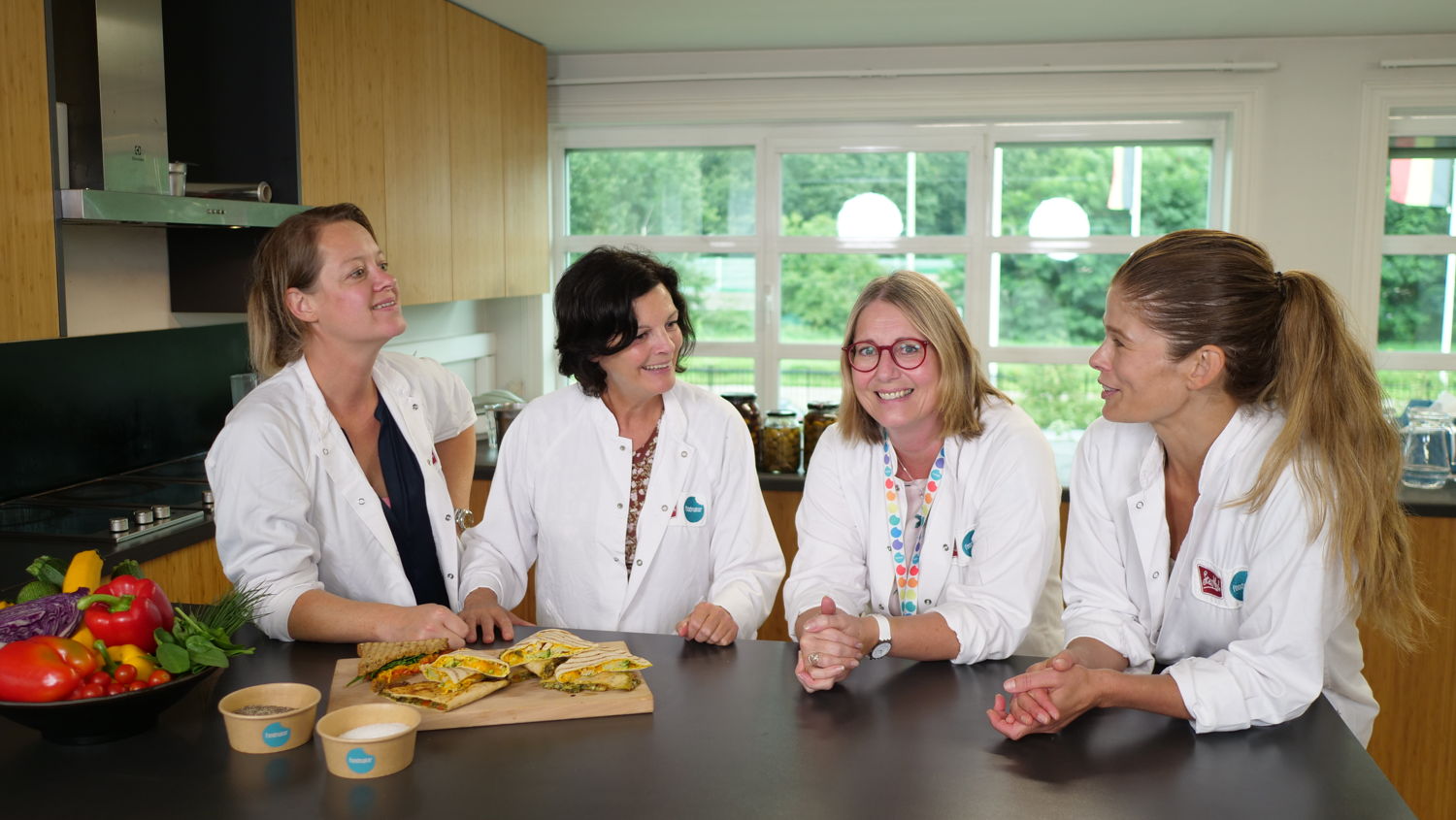Kitchen Queens: (v.l.n.r.) Marijke Van Win, Mattie Verbeeck, Sophie Millot en Viviane Van Dyck
