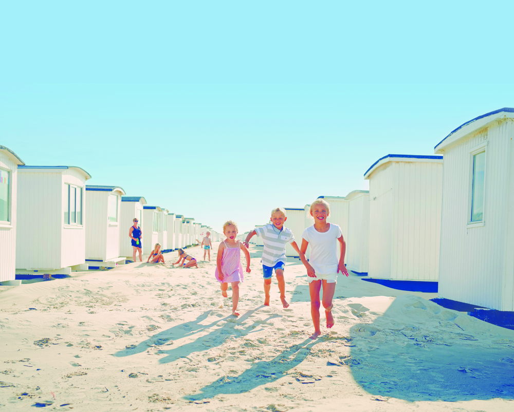 &Uuml;ber den Sand rennen
