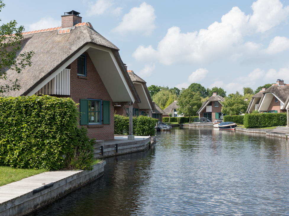 Lakefront Luxury Across the UK & Europe: Wonderful Waterside Escapes with Landal