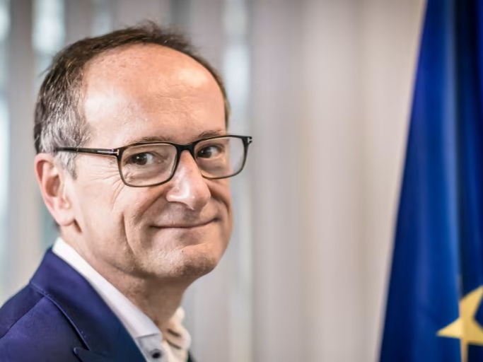 Handelsakkoord EU/VK: Focus op wat in verpakking zit, niet op de strik rond kerstcadeau.