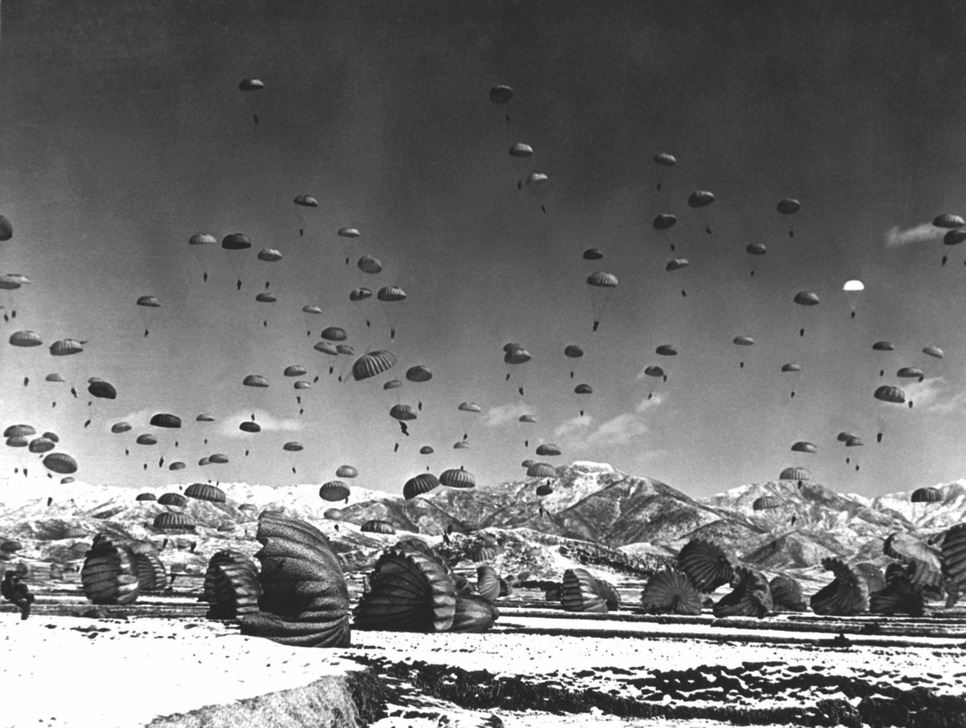 Korean War AKG5460109 © akg-images / Science Source