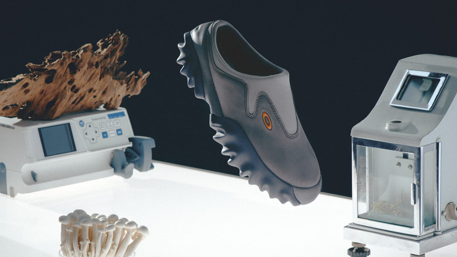 OAKLEY CHOP SAW MULE CAMPAIGN IMAGE (2)