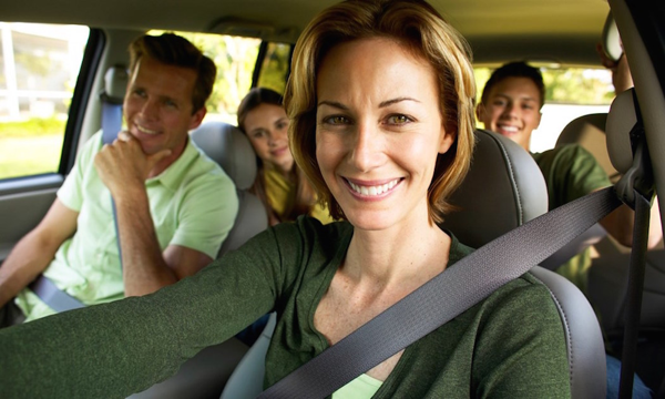Conduce segura con tus hijos… ¿cómo saber si tu auto es el ideal?