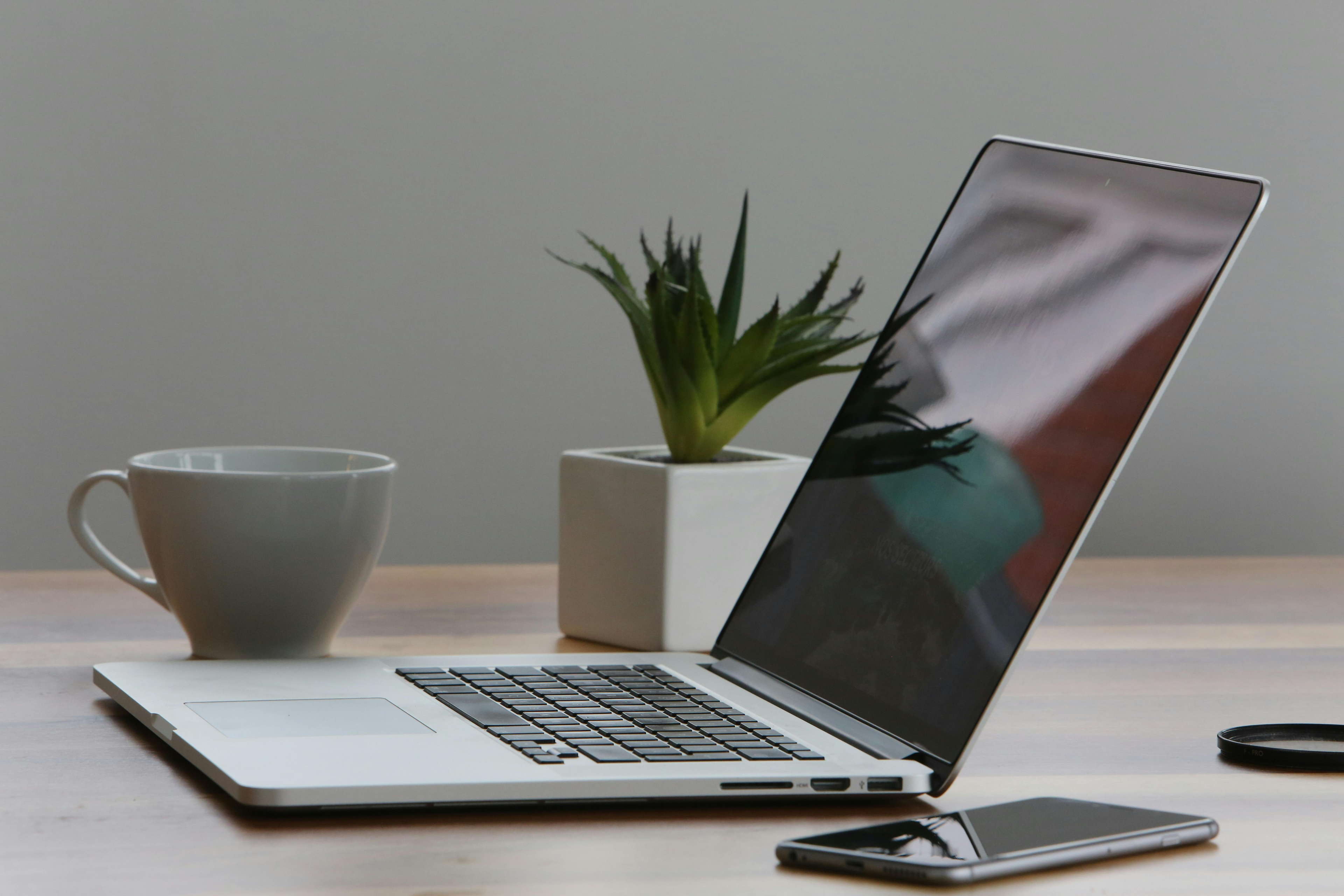 Cloudflare lanza dos nuevas soluciones para  crear aplicaciones seguras entre nubes
