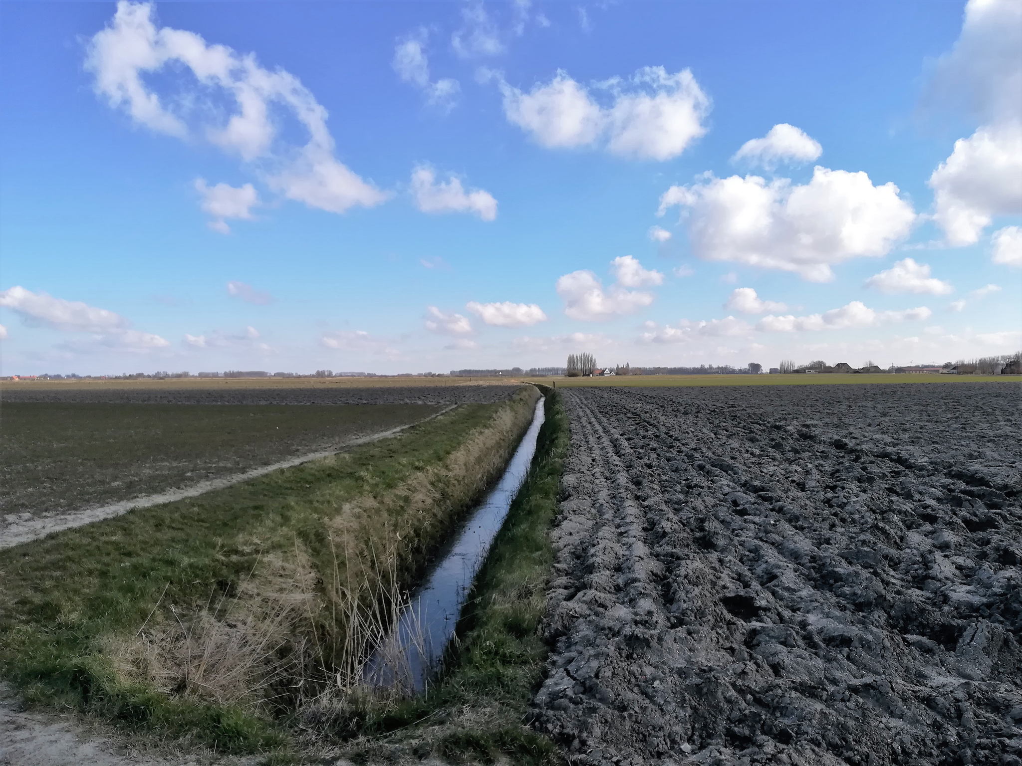 Vuile Vaart in het polderlandschap Vuile Vaart in het polderlandschap