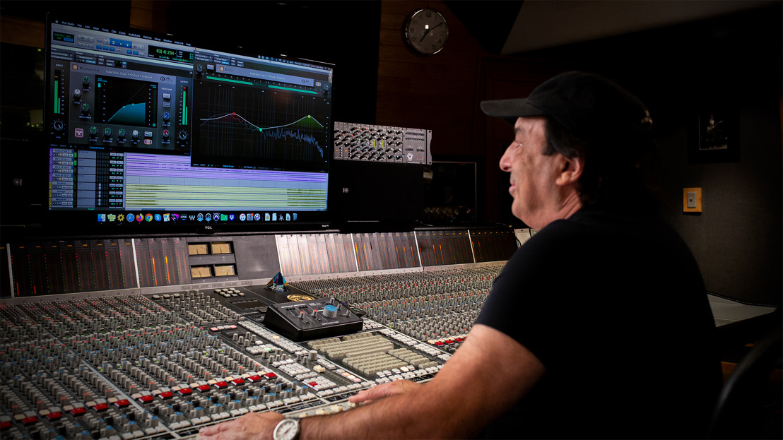 Legendary Mix Engineer Chris Lord-Alge Adds SSL Native V6 Plug-ins, 500-Series Modules and more to His SSL-Based Ecosystem