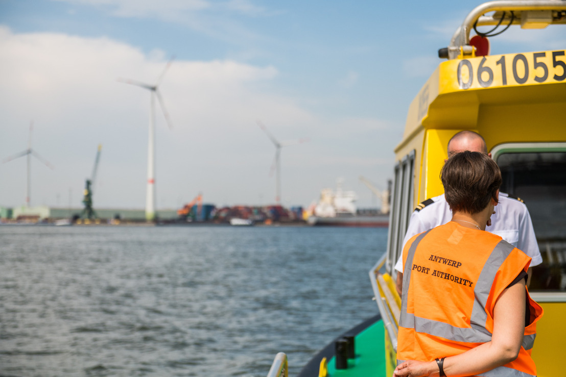 Efficiëntere scheepvaartbegeleiding, planning en handhaving dankzij digitale oplossingen en nieuwe teams