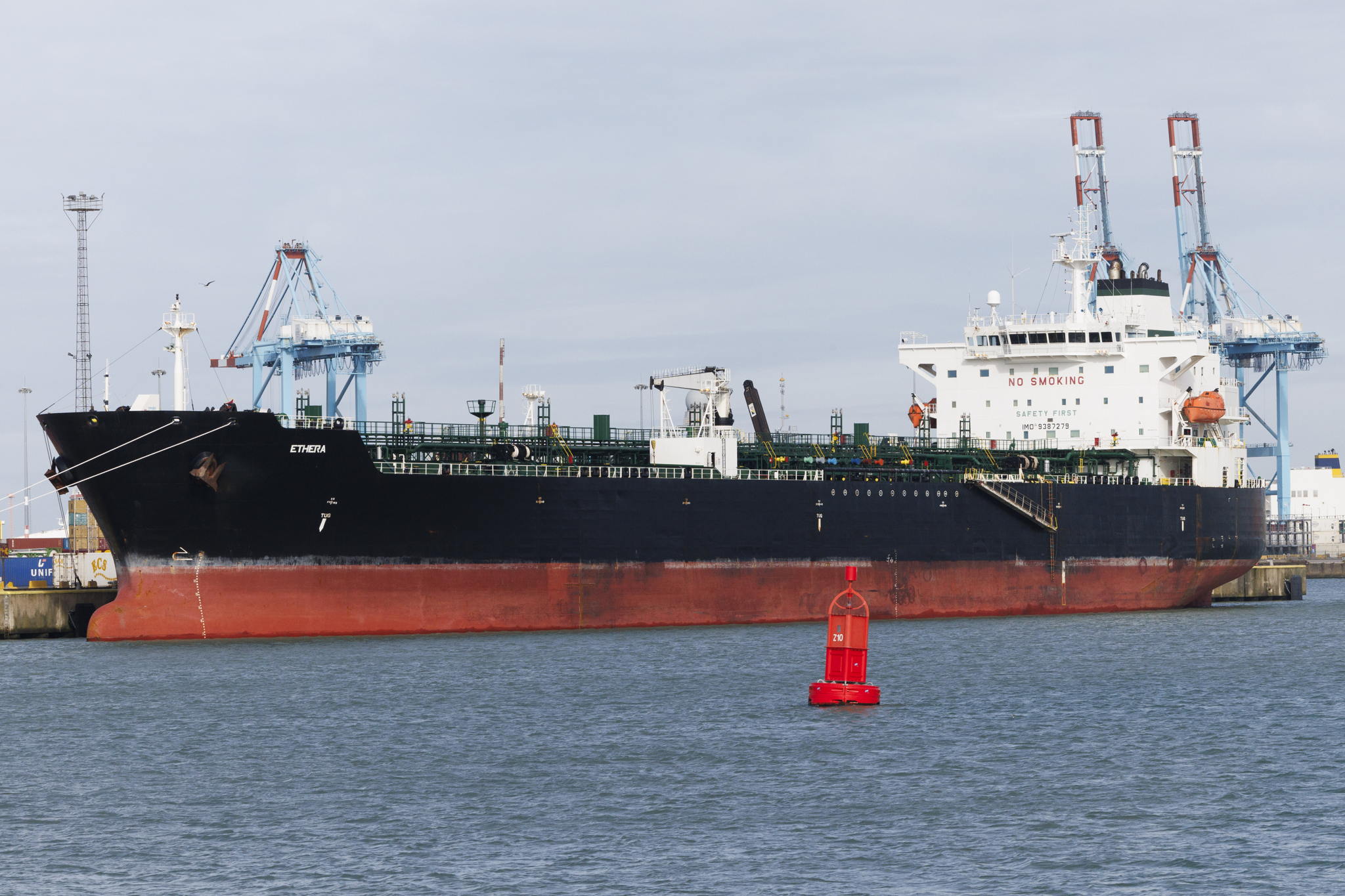 Owner of seized tanker sues Belgium over €10m bond