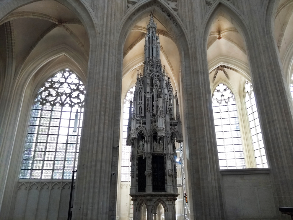 Restauratie sacramentstoren in Leuvense Sint-Pieterskerk afgerond