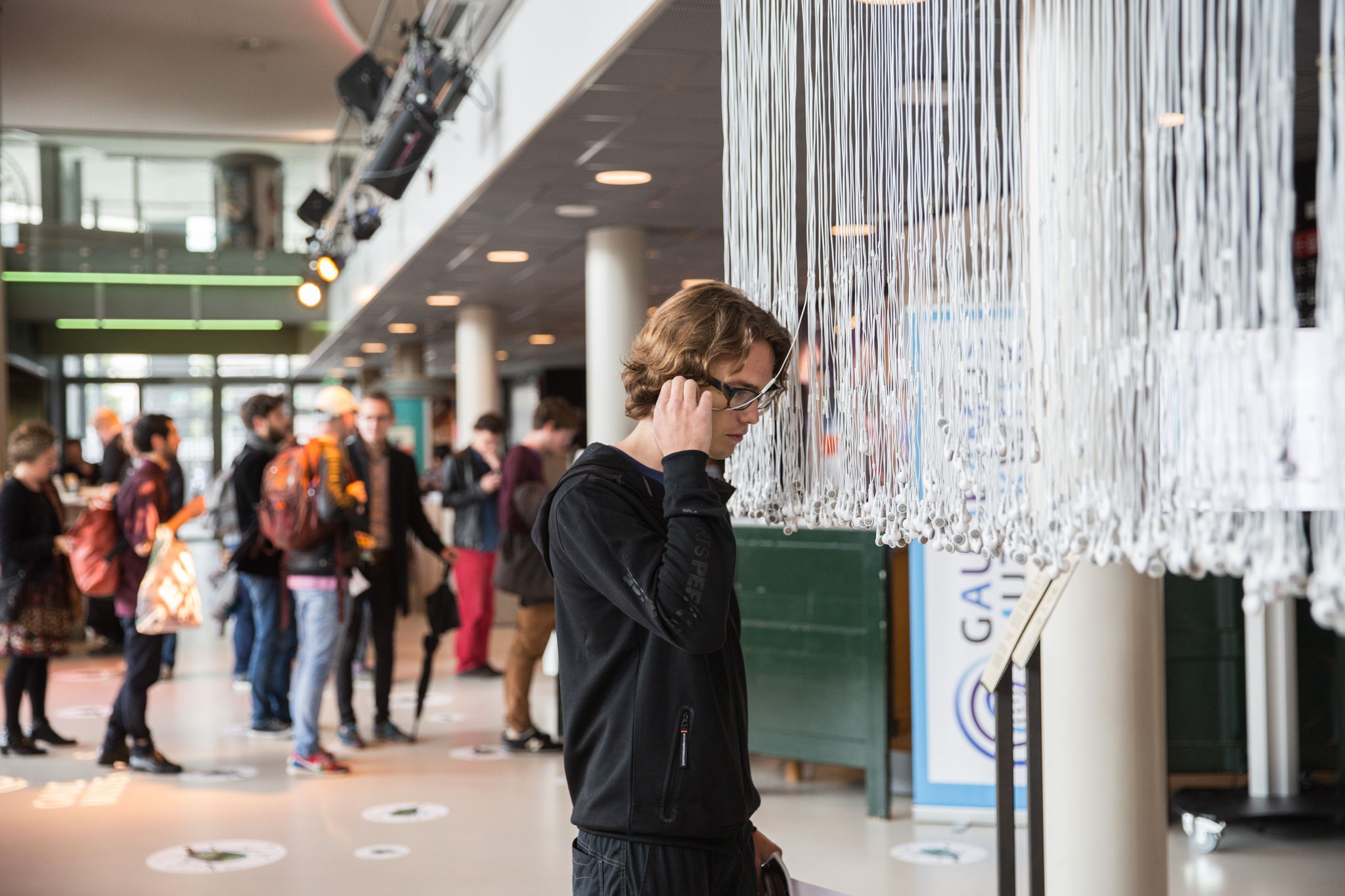 Curtain 'White' - Adam Basanta © Herre Vermeer