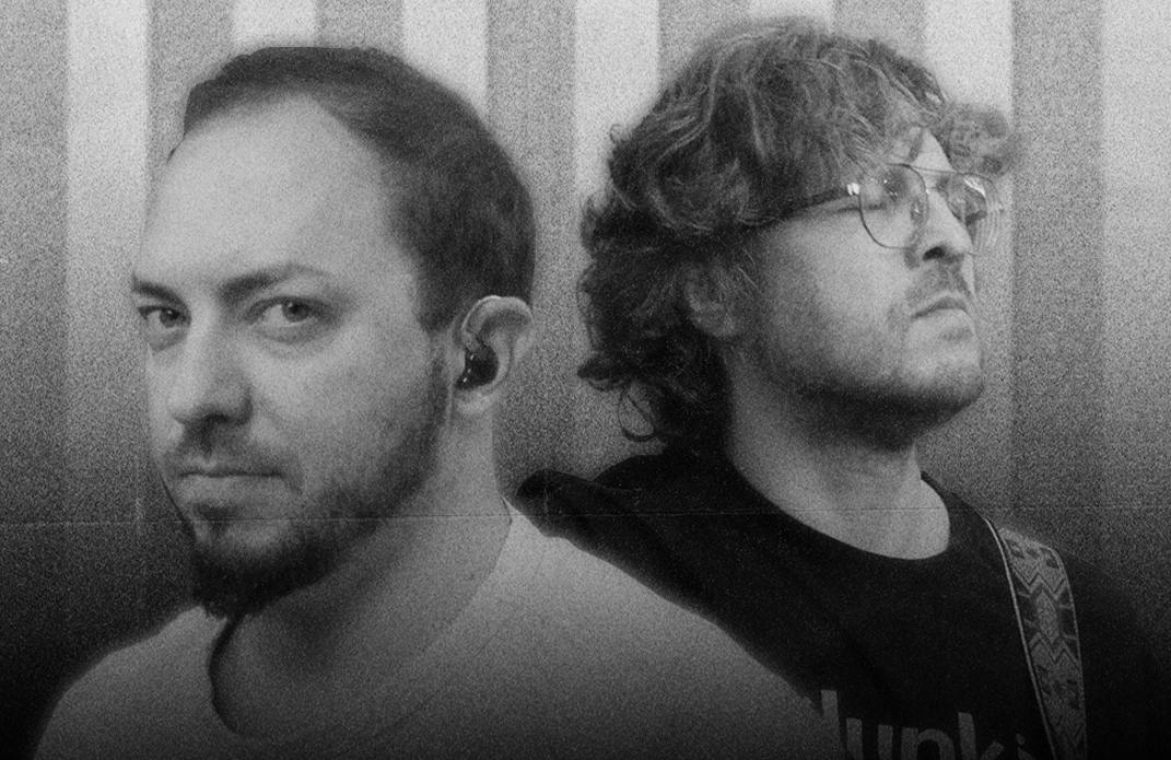 Kombi, ale to jazz: Korporobot prezentuje „Słodkiego miłego życia”