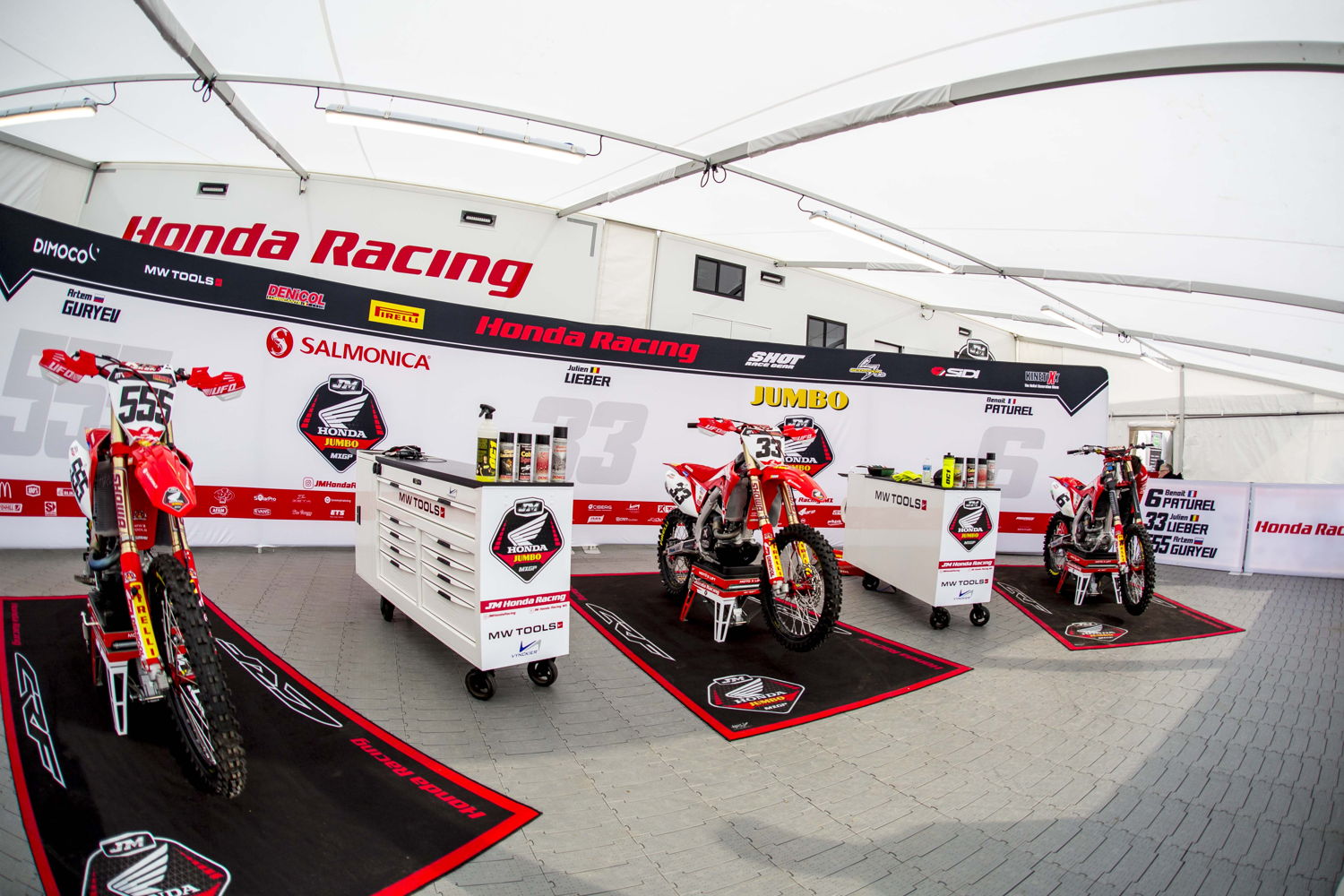 Paddock setup JM Honda Racing, credit: CDS