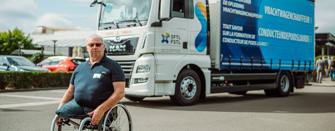 Communiqué de presse : Le Fonds Social Transport et Logistique présente le premier camion adapté pour la formation des personnes à mobilité réduite