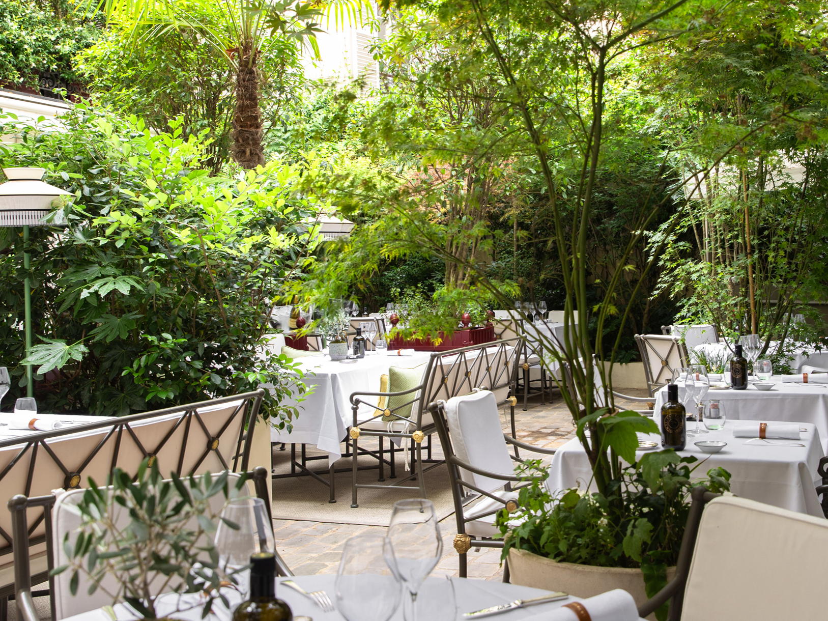 La Réserve Paris | Heropening van het patio
