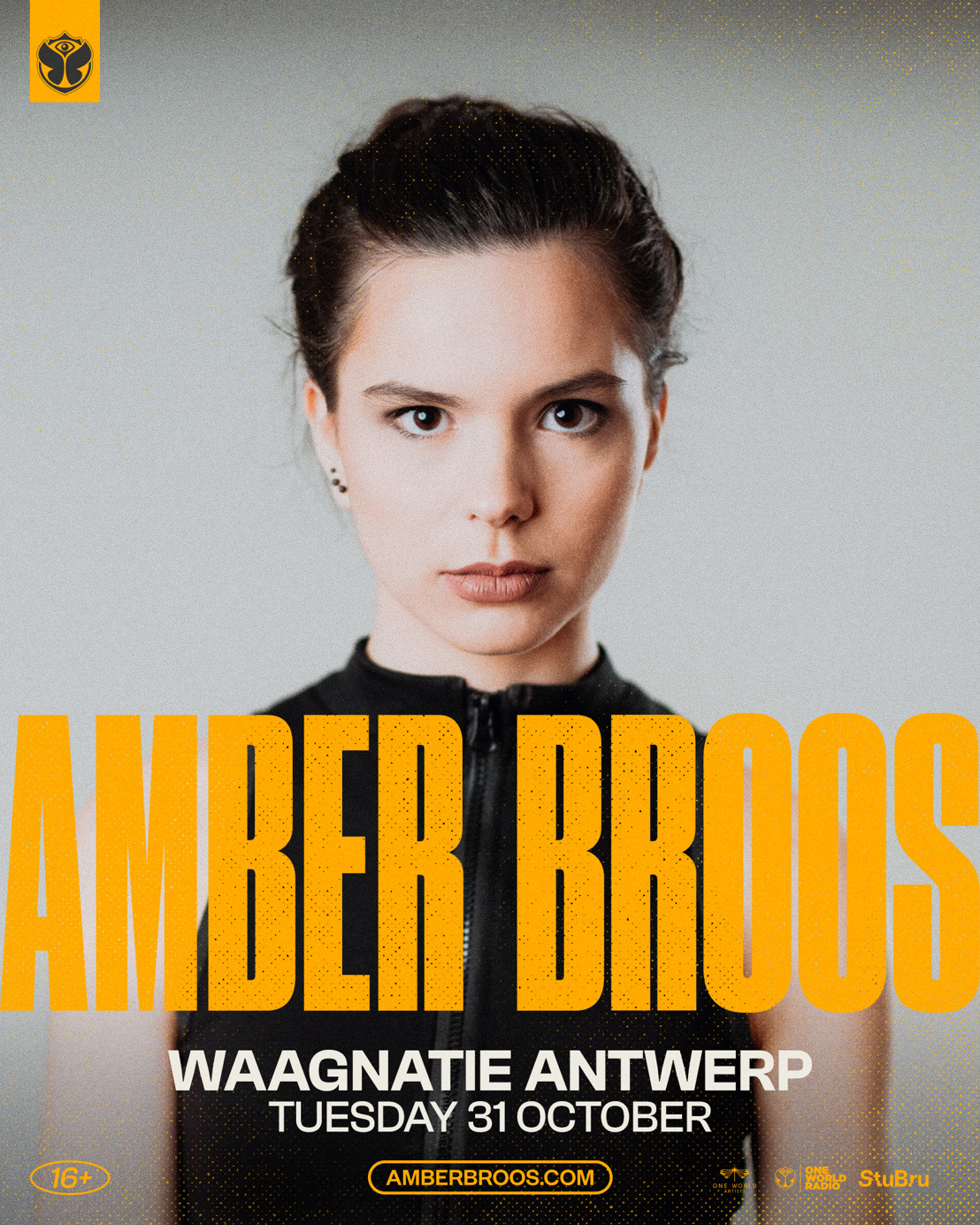 Amber Broos annonce un premier concert solo à la Waagnatie d’Anvers, le 31 octobre