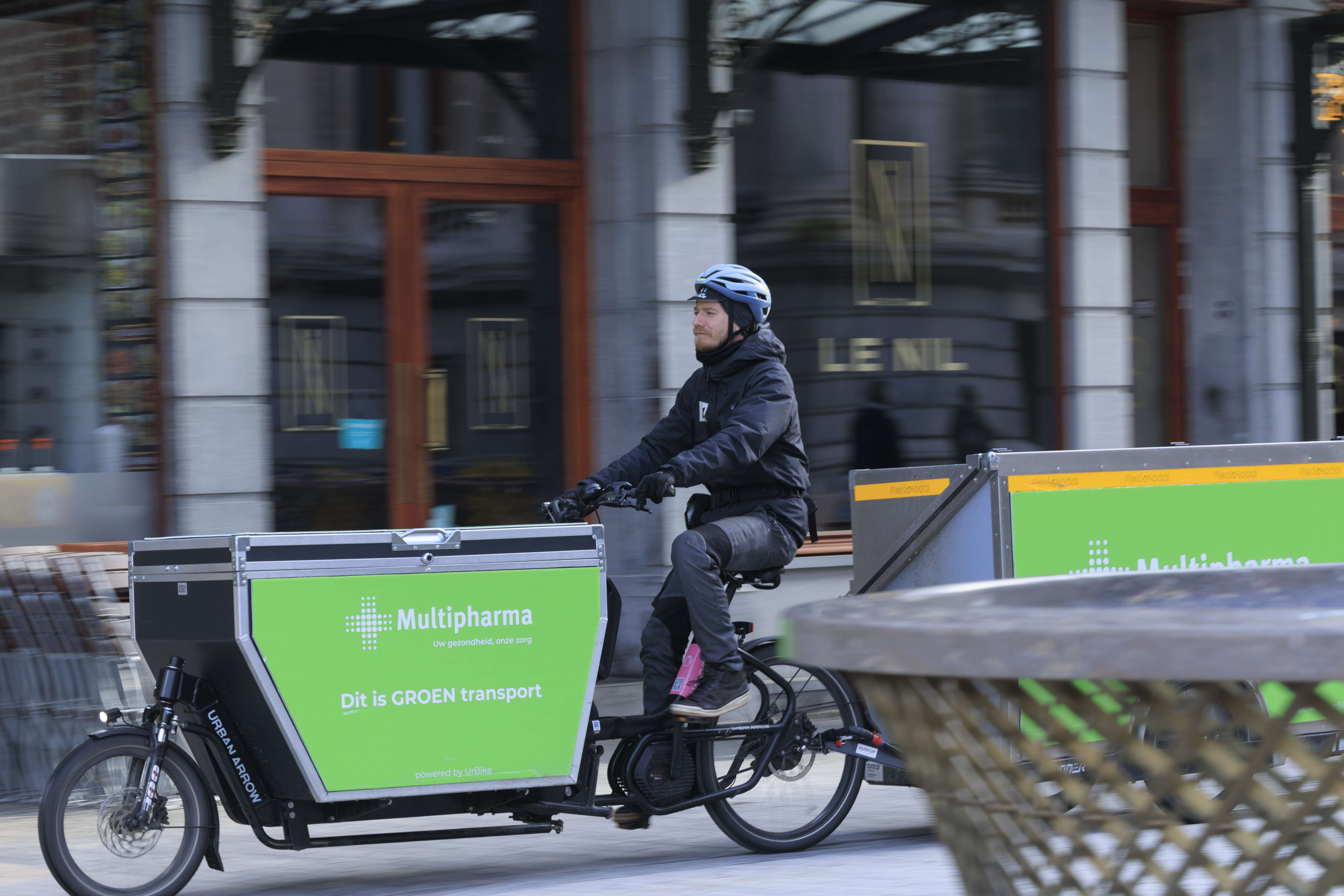 Multipharma zet Urbike fietskoeriers in voor geneesmiddelenleveringen aan Brusselse woonzorgcentra
