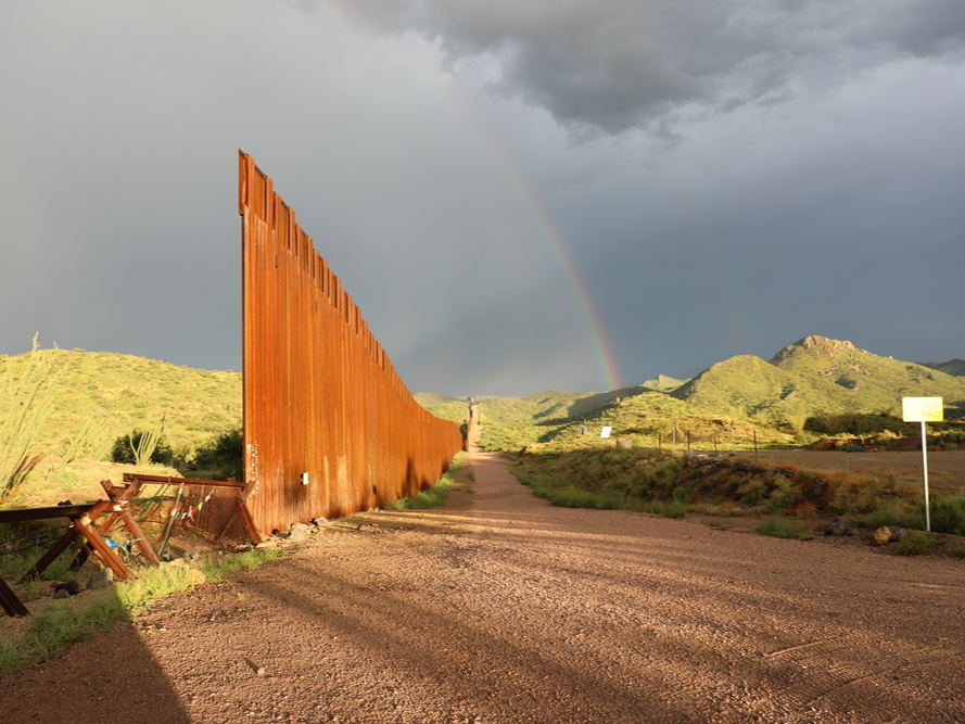 Las nuevas órdenes ejecutivas de Trump sobre migración son un retroceso devastador
