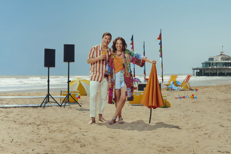 Siska Schoeters en Niels Destadsbader – © Damon De Backer en VRT
