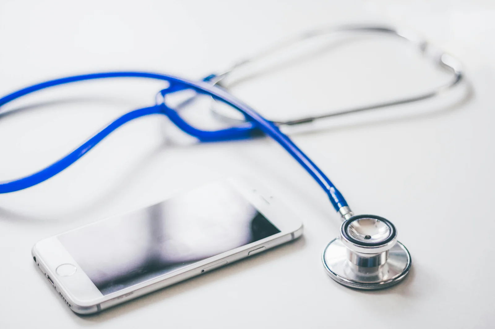 Soins de santé : la fracture numérique, une nouvelle inégalité à combattre  