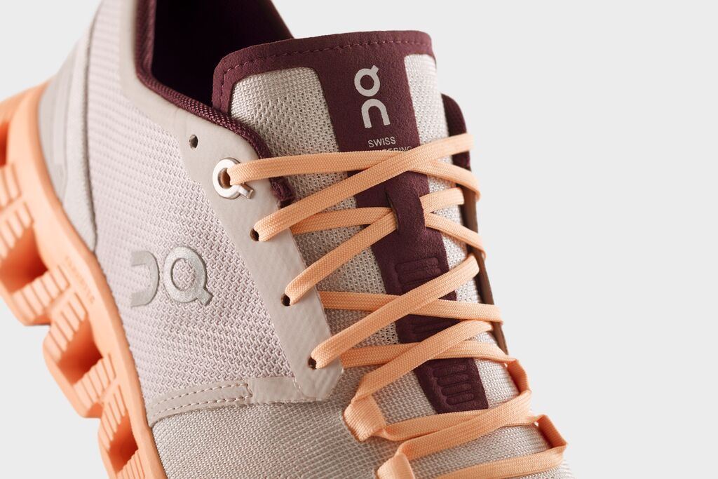 Cloud X in Silver|Almond (Women)
