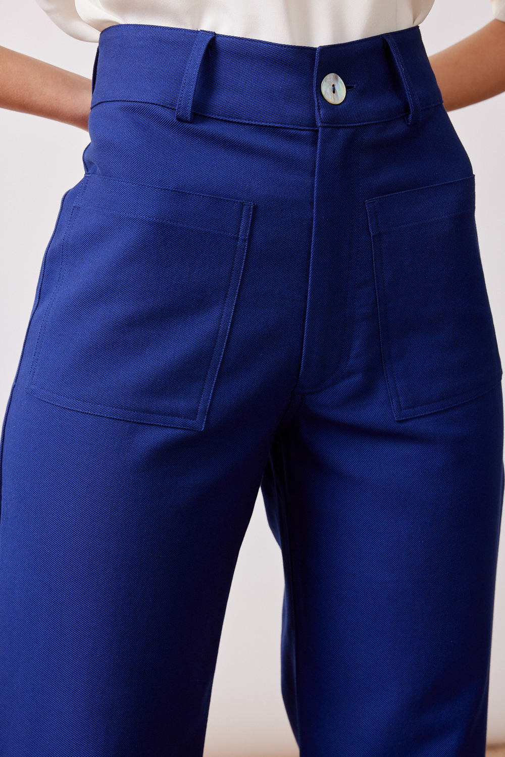 Mardi editions - SS23 - Pantalon Alex Coton Bleu roi (175€) (1)