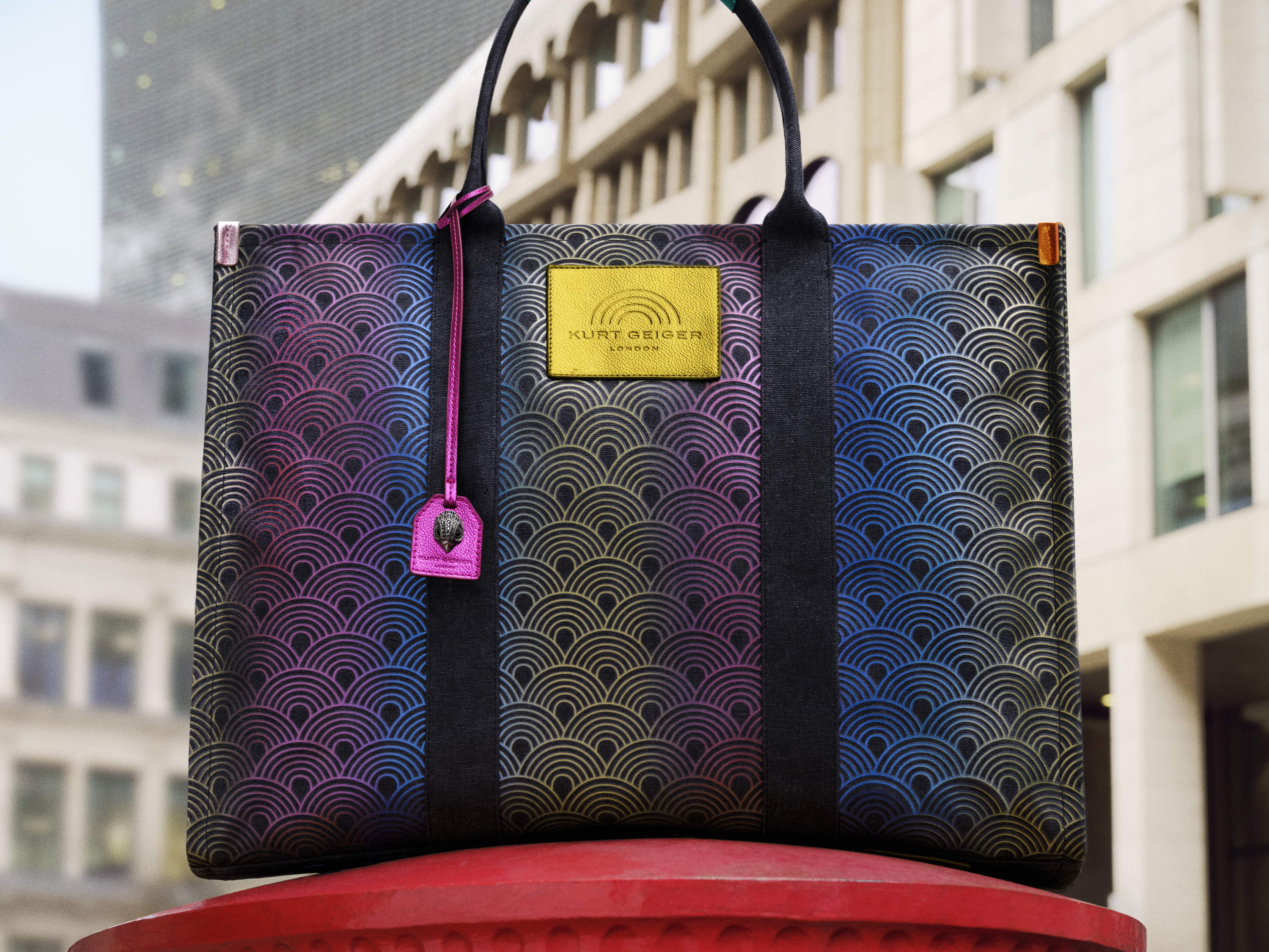 SOUTHBANK TOTE: EL MUST-HAVE DE KURT GEIGER LONDON QUE NO SABÍAS QUE NECESITABAS 
