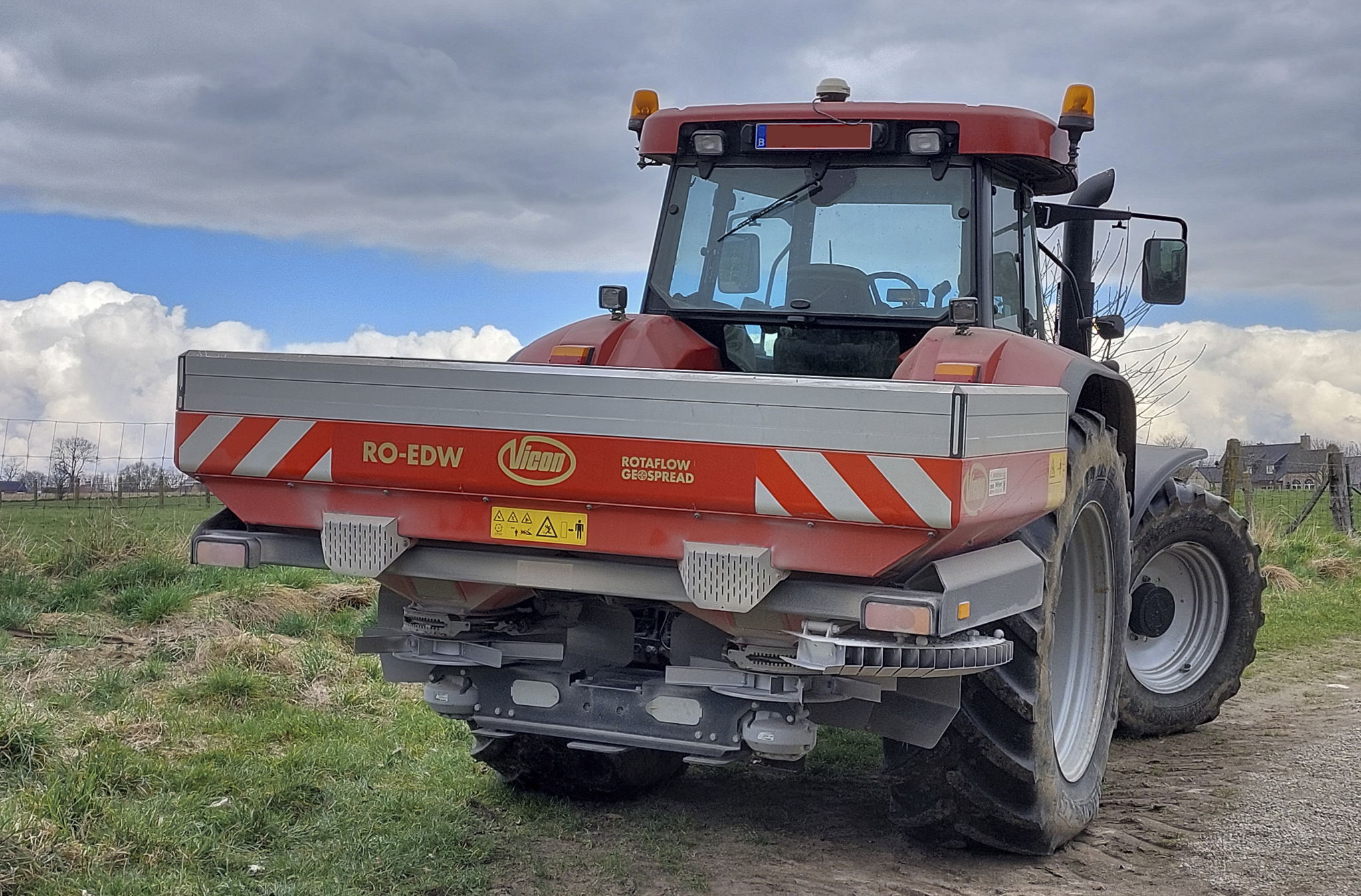 Nieuwe bepalingen rond kantstrooi- en driftreducerende technieken voor kunstmest moeten waterkwaliteit verder verbeteren