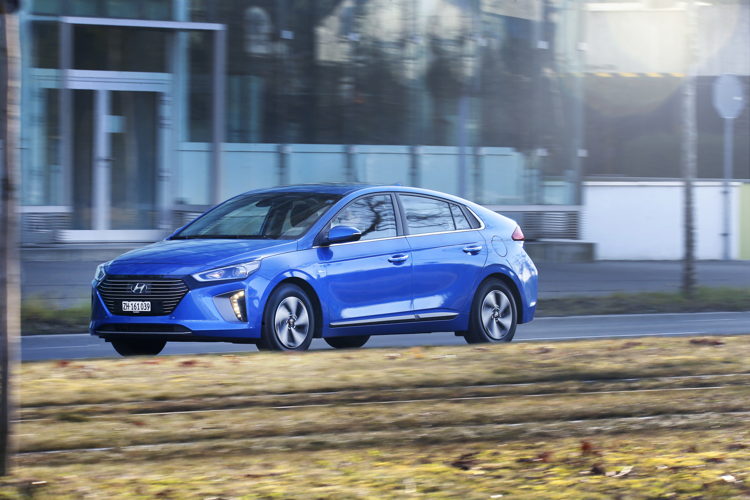 Hyundai IONIQ Hybrid