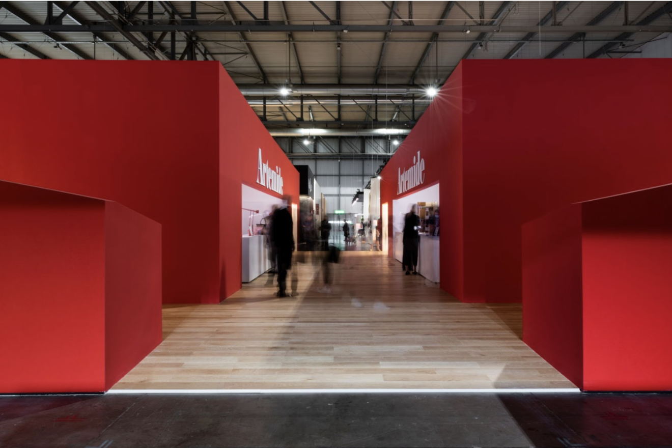 Lo stand di Artemide progettato da ​ Mario Cucinella per il Salone del Mobile.Milano 2022