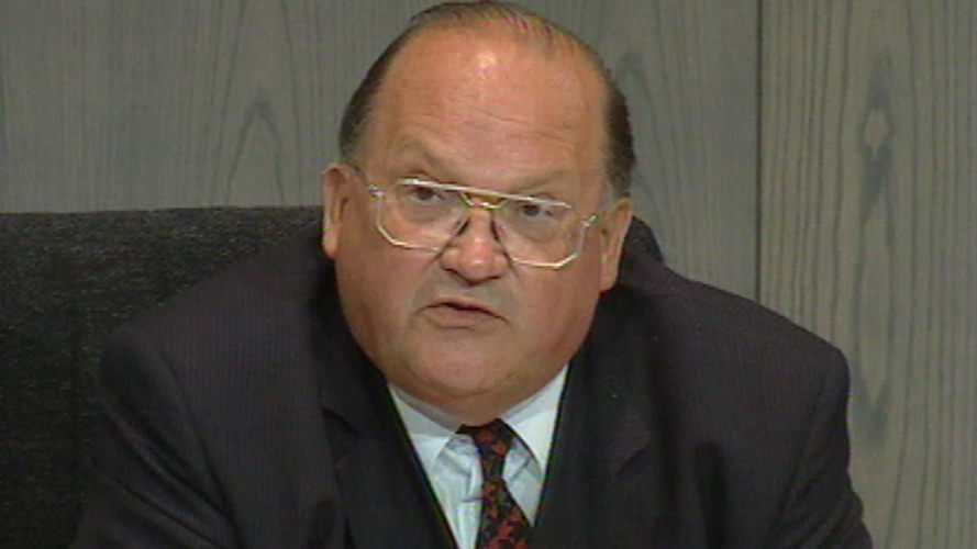 Jean-Luc Dehaene verliest de verkiezingen van 1999  na de dioxinecrisis