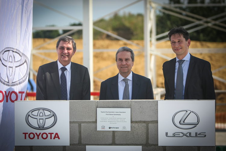 Dr. Johan van Zyl, President & CEO, Toyota Motor Europe, Aris Aravanis, CEO Continental Europe, Inchcape Plc, Timothy Manuel, Managing Director Toyota&Lexus Belux