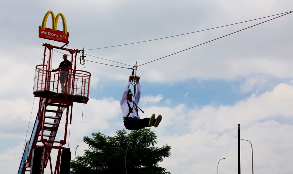 Ook franchisenemer Freddy Haenen waagde zich aan de death ride!
