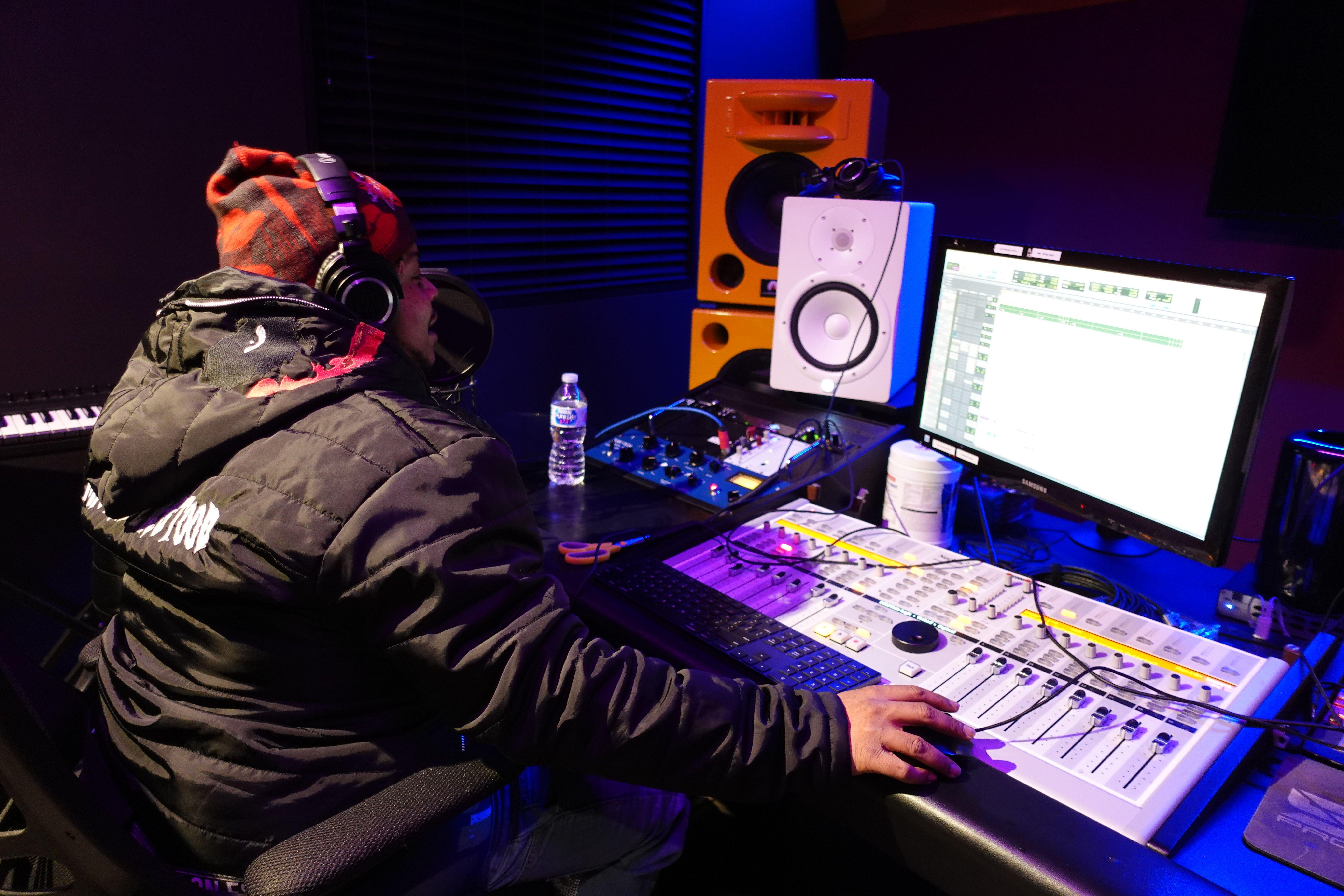 Guap Tarantino recording himself in C room