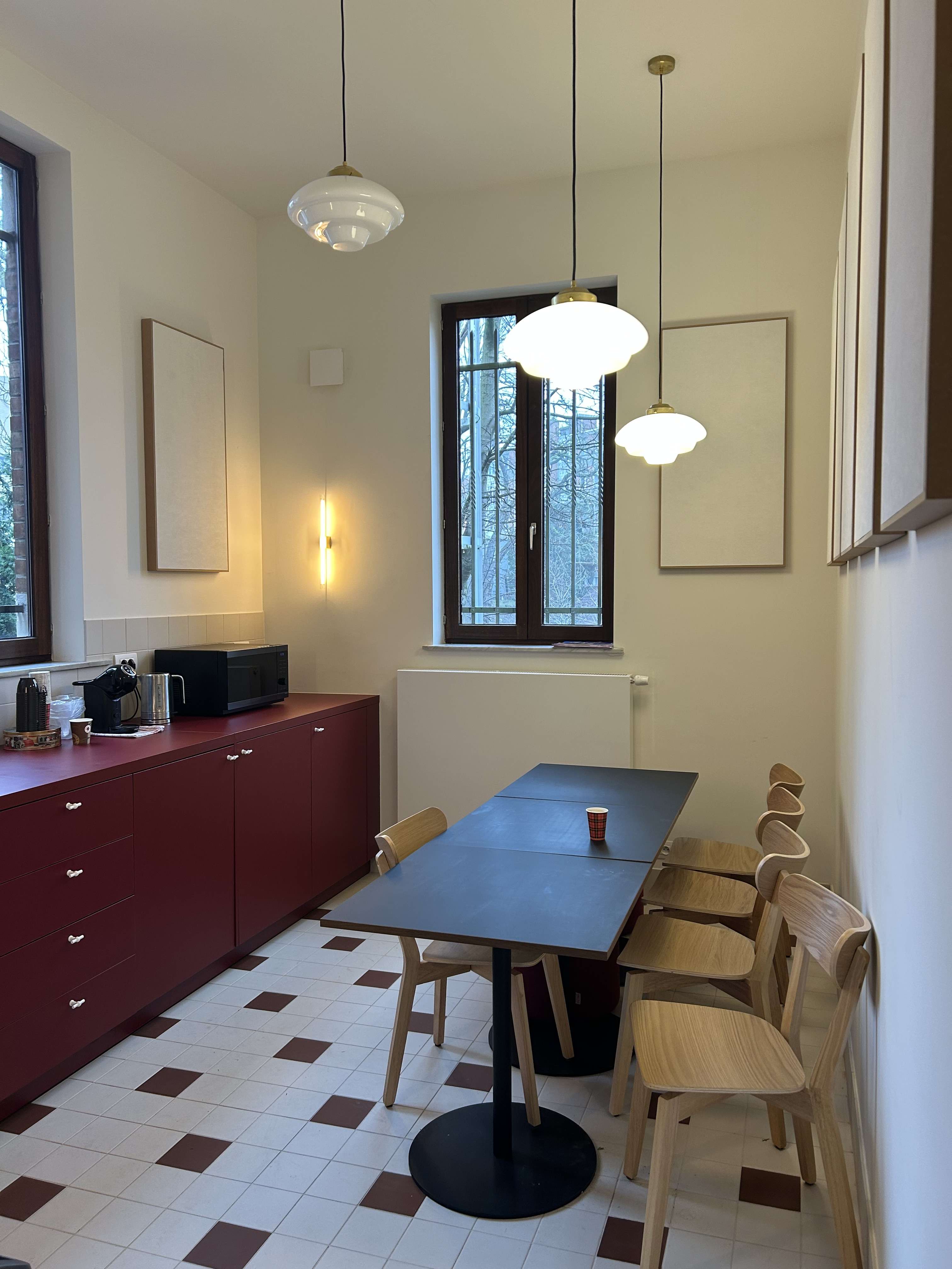 GO! Muziekacademie Schaarbeek huldigt nieuwe opnamestudio en vernieuwde leraarskamer in