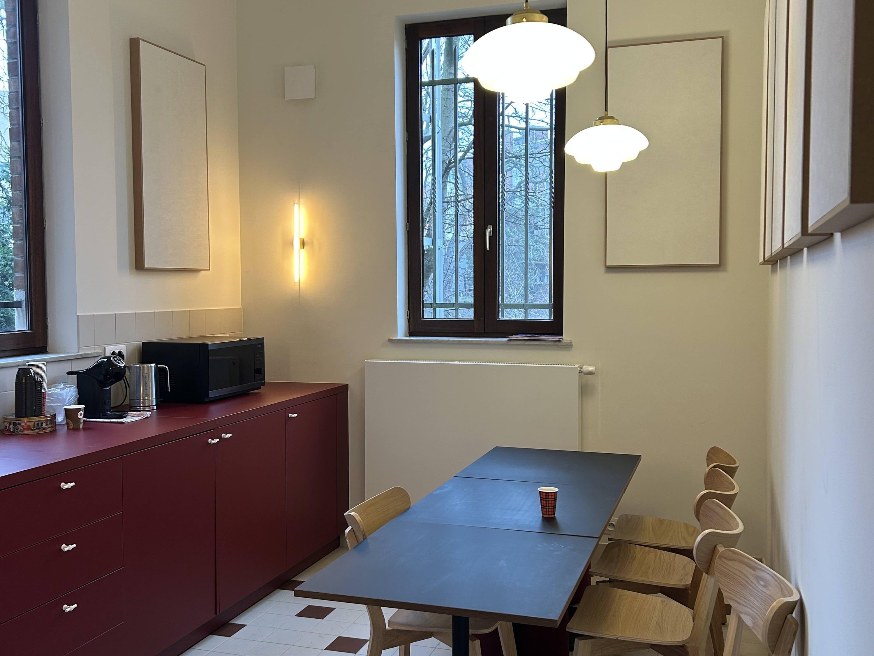 GO! Muziekacademie Schaarbeek huldigt nieuwe opnamestudio en vernieuwde leraarskamer in