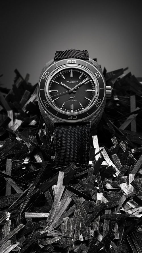 LONGINES_2025_ULTRA-CHRON CARBON__L28394522_2 LONGINES_2025_ULTRA-CHRON CARBON__L28394522_2