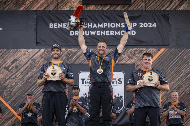Podium 1