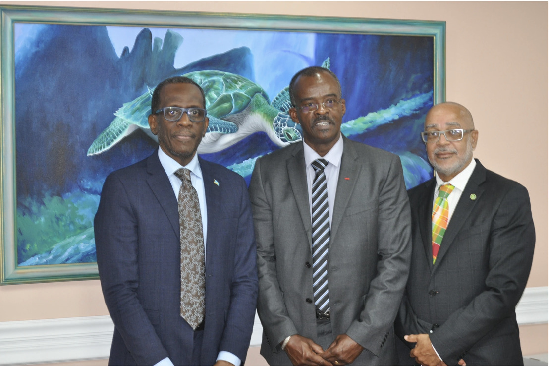 Le Président du Conseil Régional de Guadeloupe en visite officielle à Sainte-Lucie et à la Commission de l'OECO