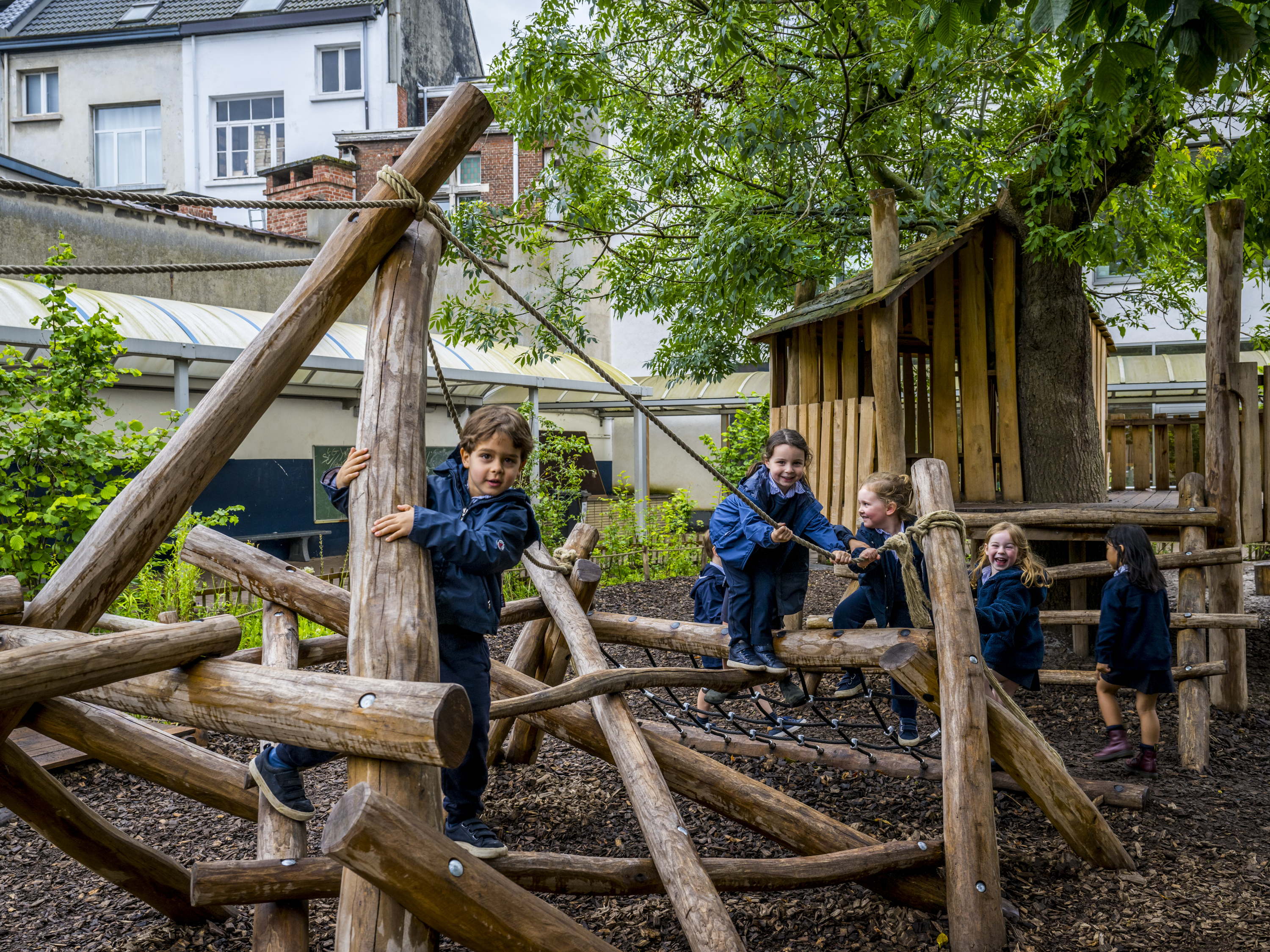 Stad steunt klimaattraject van 10 scholen