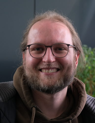 Dr. Thomas Enzlein