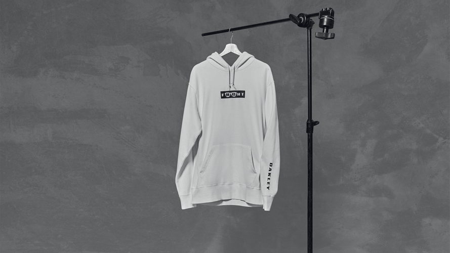 DROP 1 - OAKLEY x FRAGMENT COLLECTION WHITE HOODIE (FRONT)