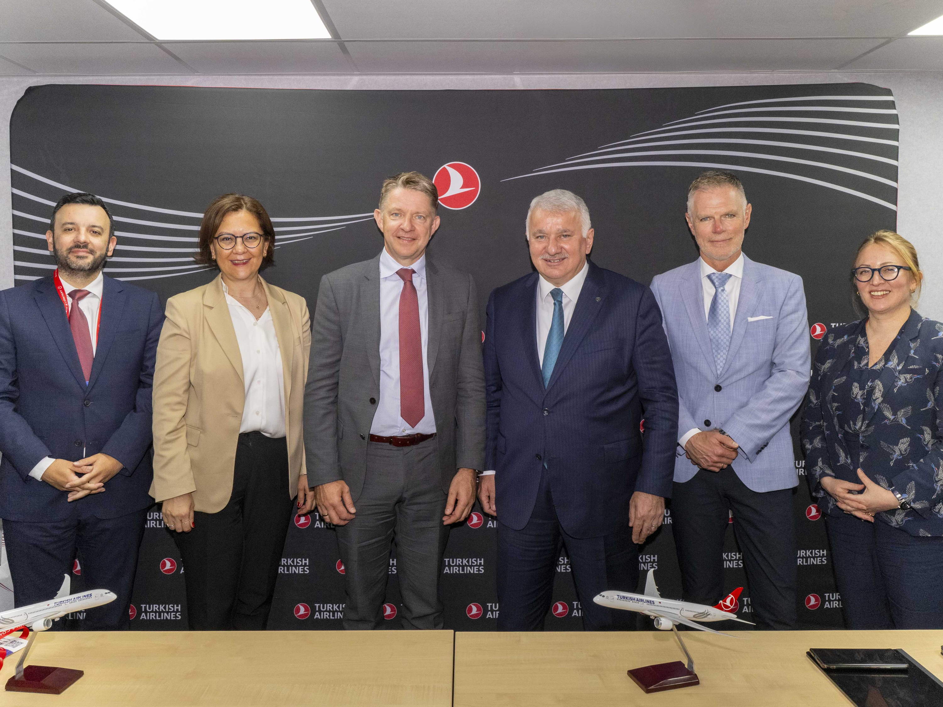 Turkish Airlines e Icelandair amplían su asociación de código de comercialización