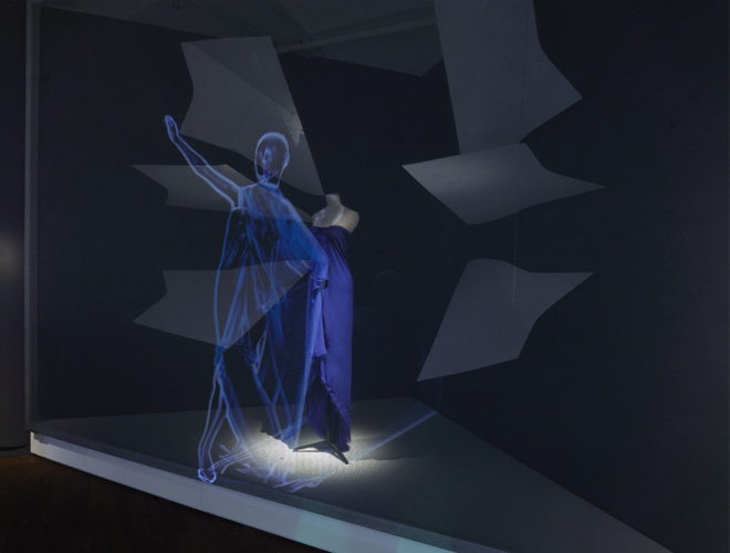 Exploding Fashion: from 2D to 3D to 3D animation, (c) MoMu Antwerp, Photo: Stany Dederen