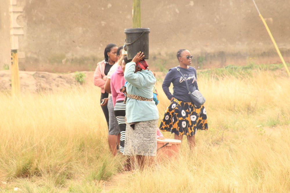 Almost 30% of the municipality’s water infrastructure was damaged, leaving thousands of people without piped water and sanitation. MSF demonstrated how to draw high-quality water by drilling smart boreholes in a sustainable way. Photographer: MSF |  Location: eThekwini | Date: 06/09/2022
