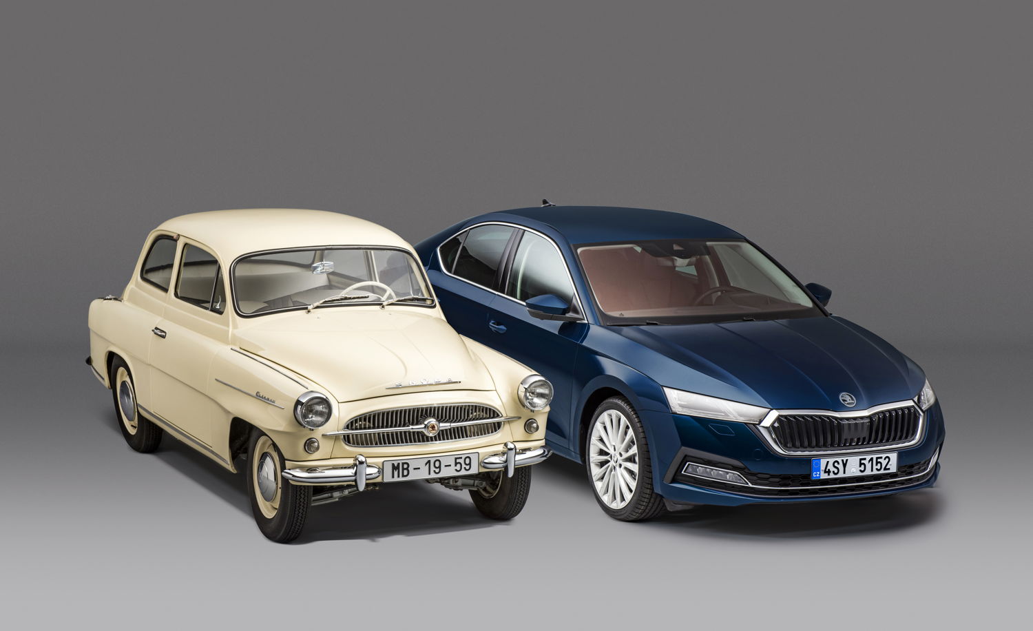 Featuring a generous amount of space and modern technology, the original OCTAVIA has been wowing customers since back in 1959. The fourth generation of the bestseller made its debut in Prague on 11 November 2019.
