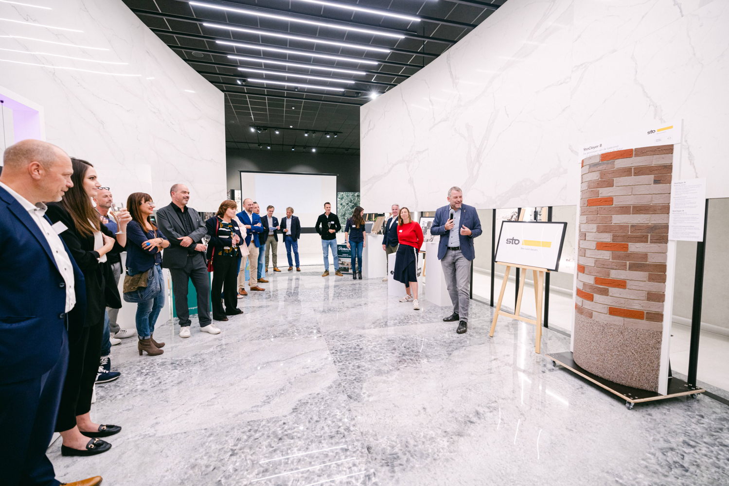 ©Gallery Days by Two cents