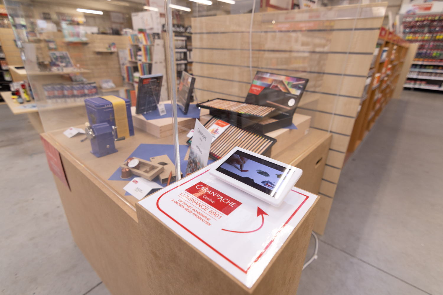 Smart Retail-Invue Microsigns © stad Antwerpen